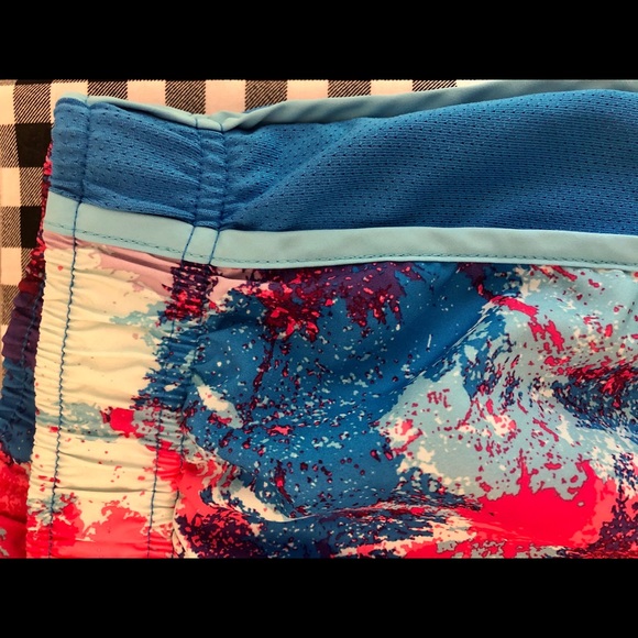 NIKE Dri-Fit runners shorts pink blue splash sz M - Picture 4 of 14